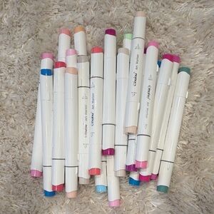 Ohuhu Dual Tip Alcohol Markers Set - Multicolor